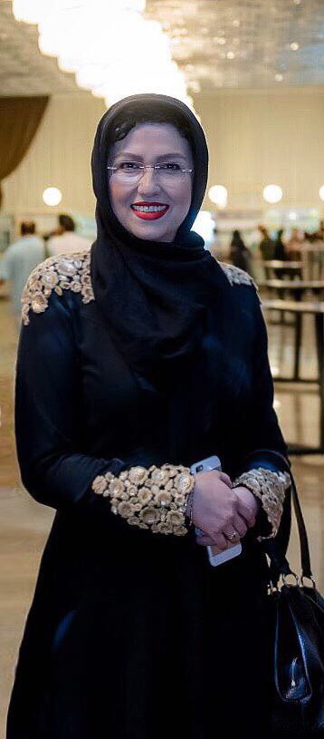 خانم معصومه کریمی در جشن حافظ با لباسی از مزون دریس