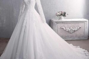 مراحل انتخاب لباس عروس